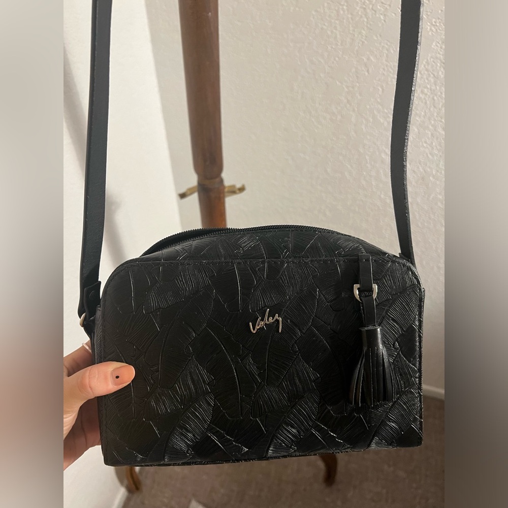 Small crossbody Colombian leather bag